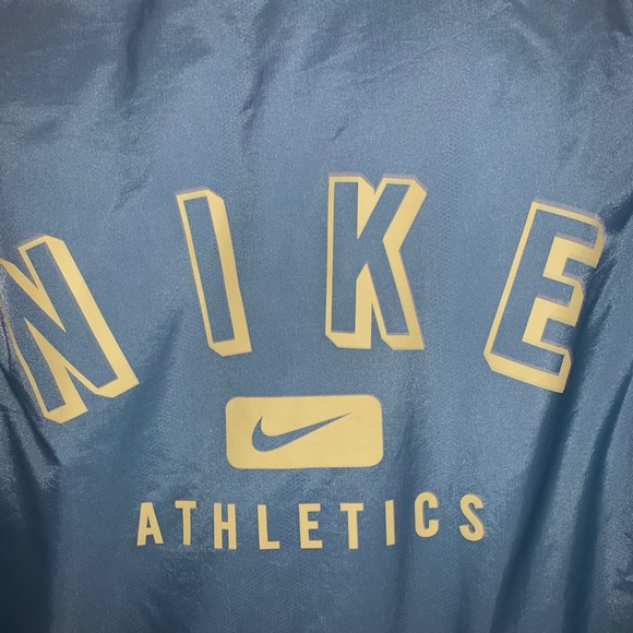 Vintage Nike Windbreaker - Picture 4 of 5